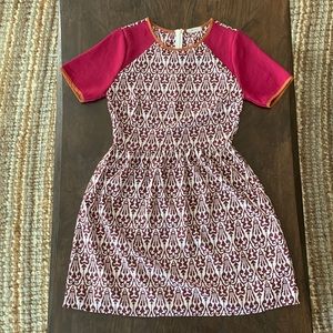 Everly brand maroon and creme a-line dress